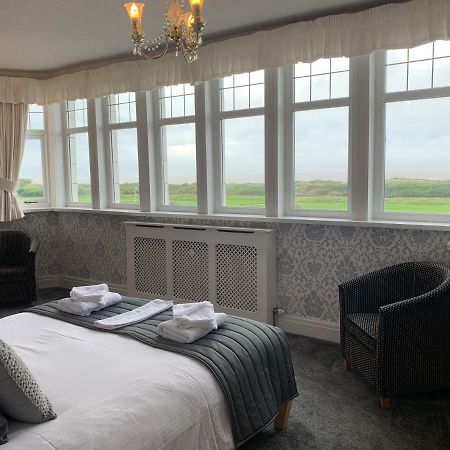 New Boston Guest Accommodation Fleetwood Exterior photo
